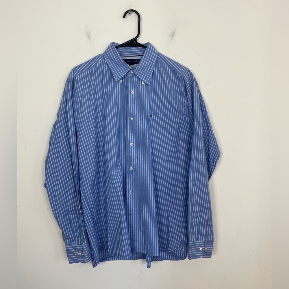 Tommy Hilfiger Pinstripe Long Sleeve Button Down‎ Shirt Sz M